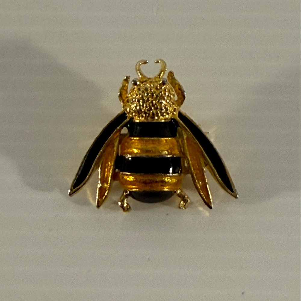 Vintage Gold-Tone Black Enamel Bee Brooch Pin – Insect Bug Costume Jewelry